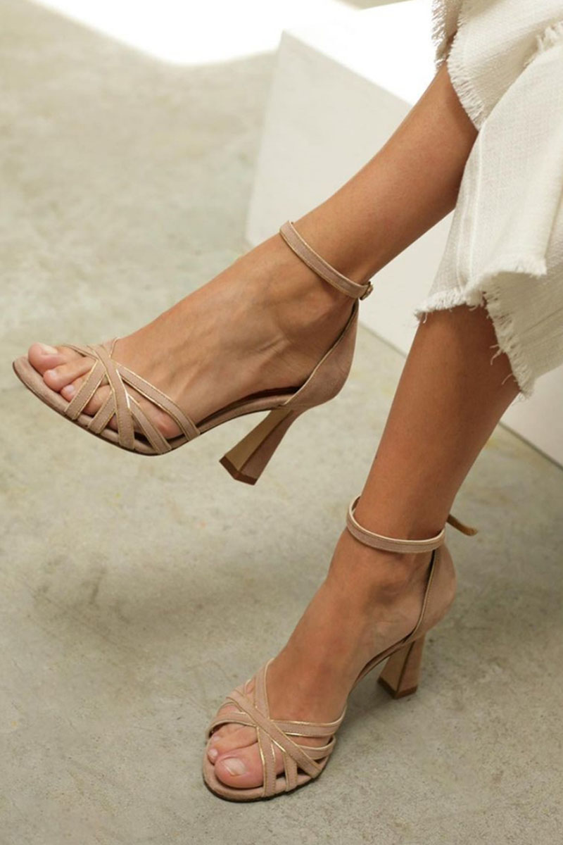 Elviera | Sandalias de patchwork con punta redonda y tacón delgado