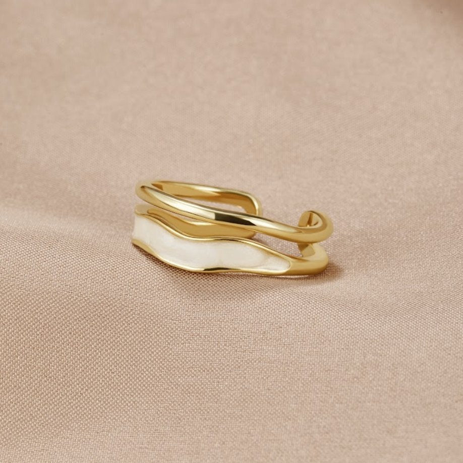 Anillo Dorado Sahara con Capas